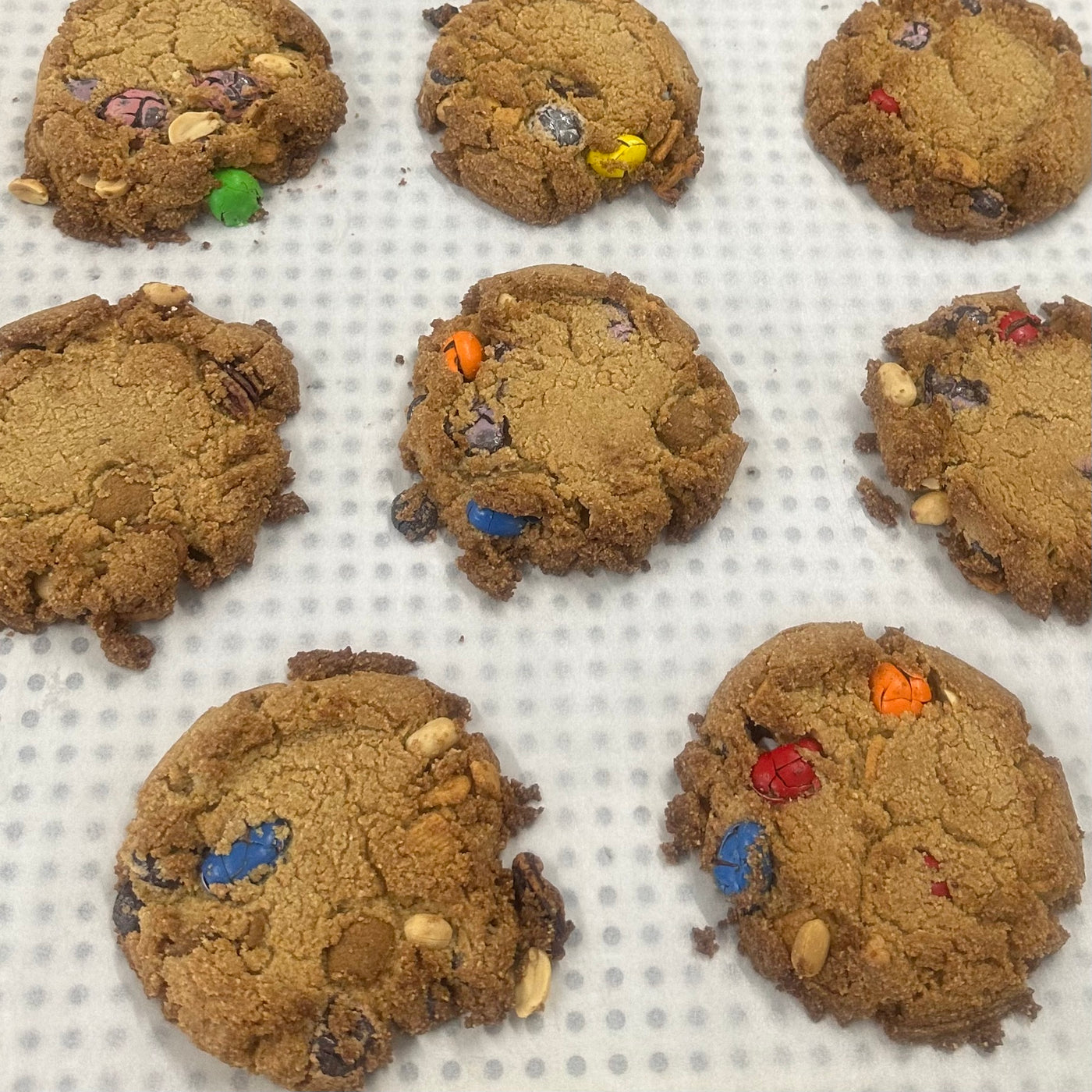 MONSTER Cookies!! (1 massive cookie)